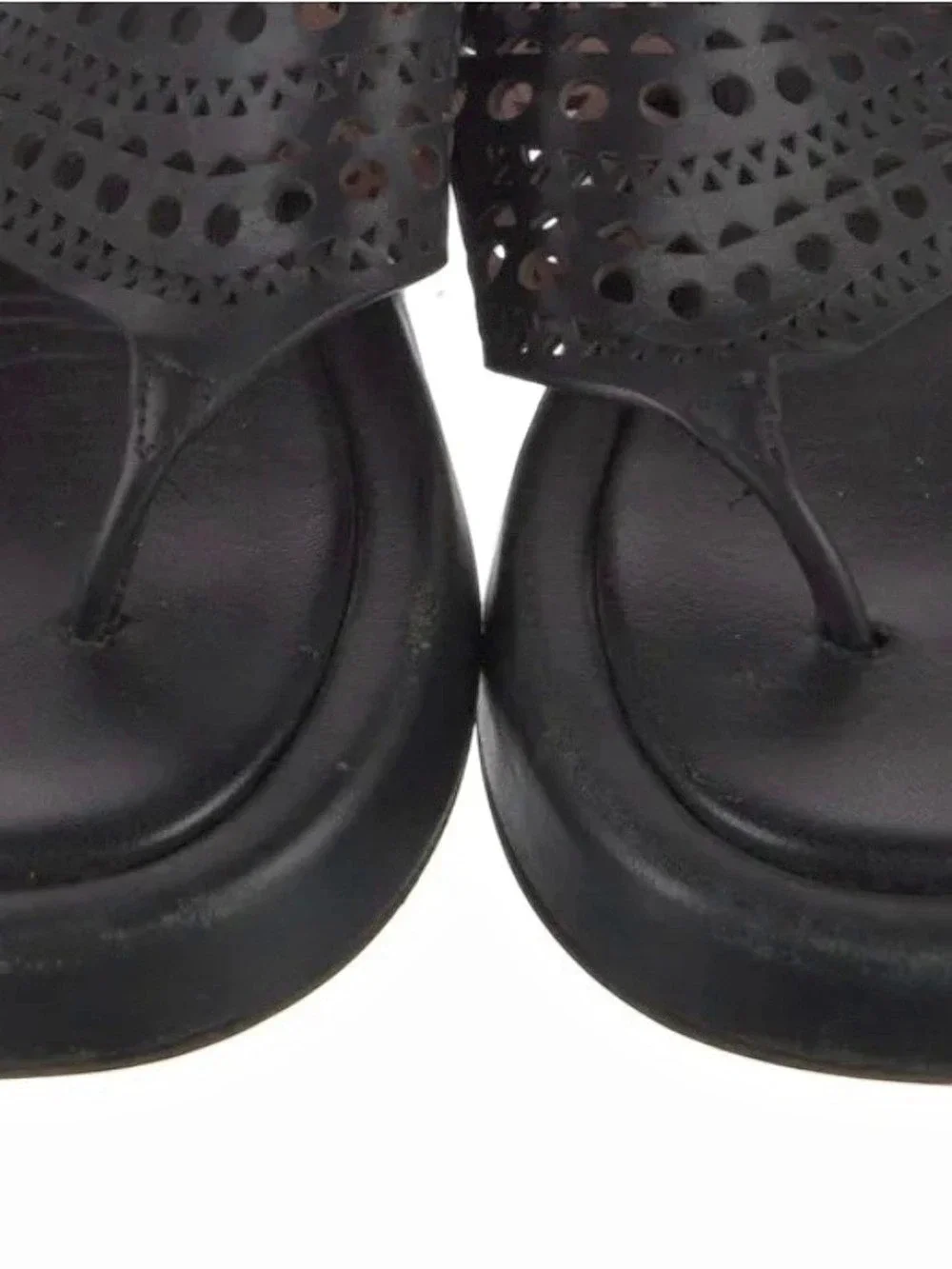 Alaïa Vienne Thong Platform Sandals Black Sz 41